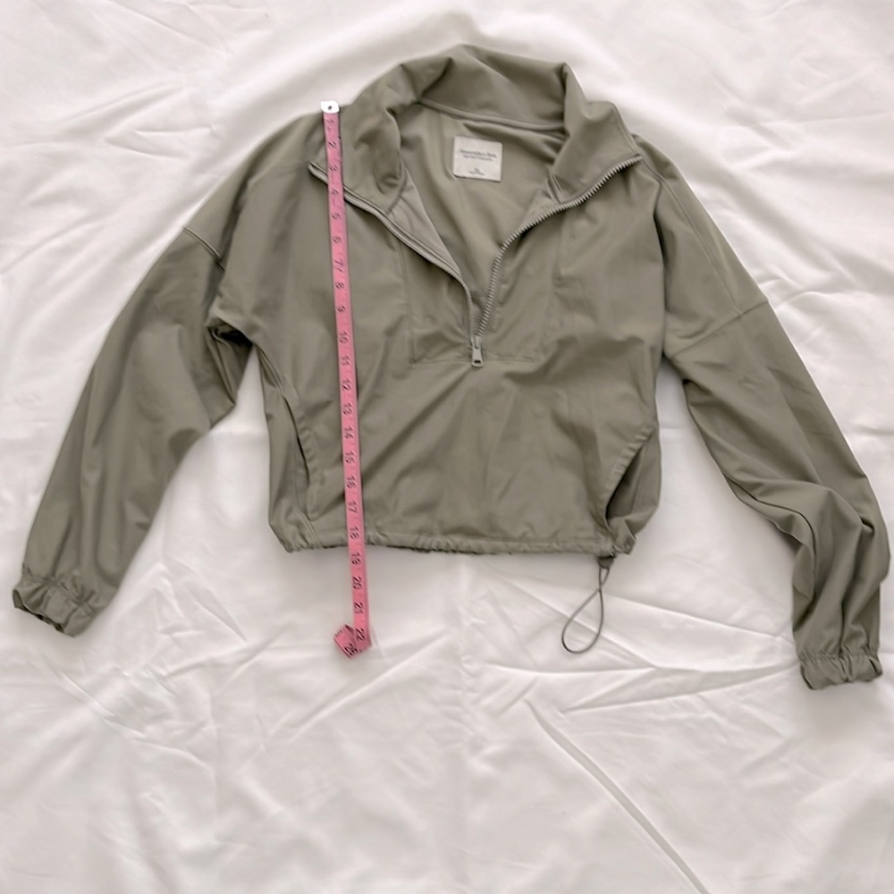 Abercrombie & Fitch Sage Green Half-Zip Pullover